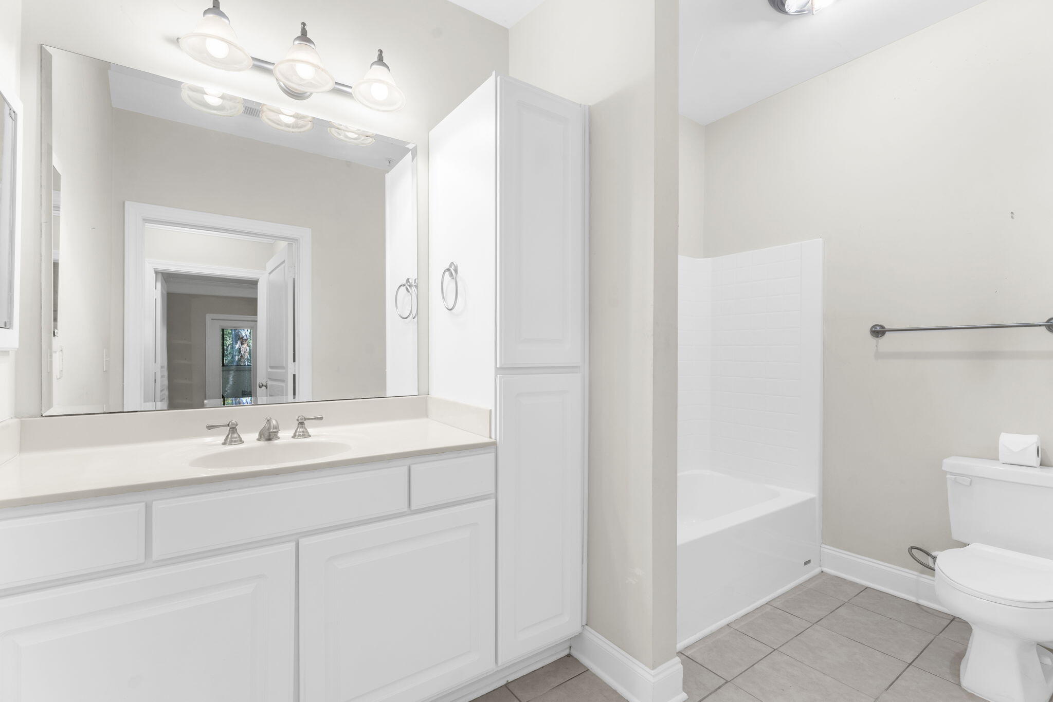 1025 Riverland Woods Place Apt 705
