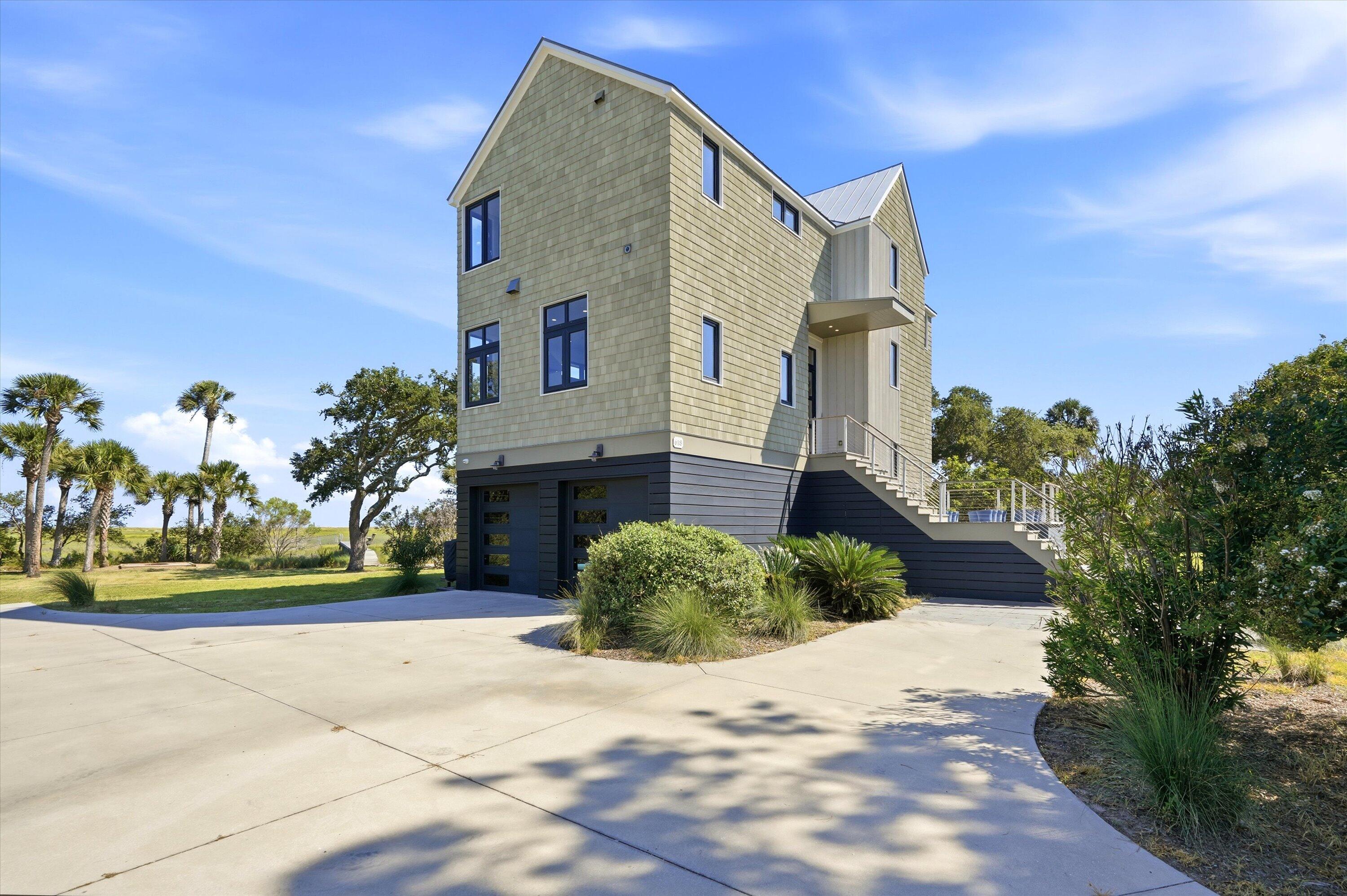 618 Flowers Drive