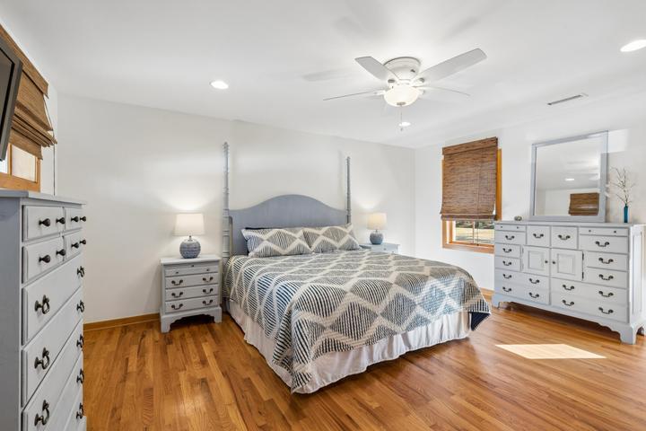 1259 Harbor View Road