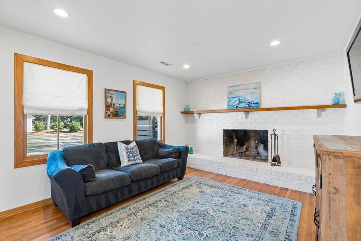 1259 Harbor View Road