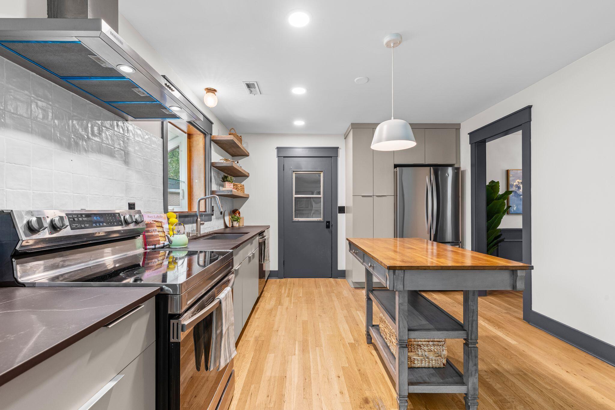 5301 Helene Drive