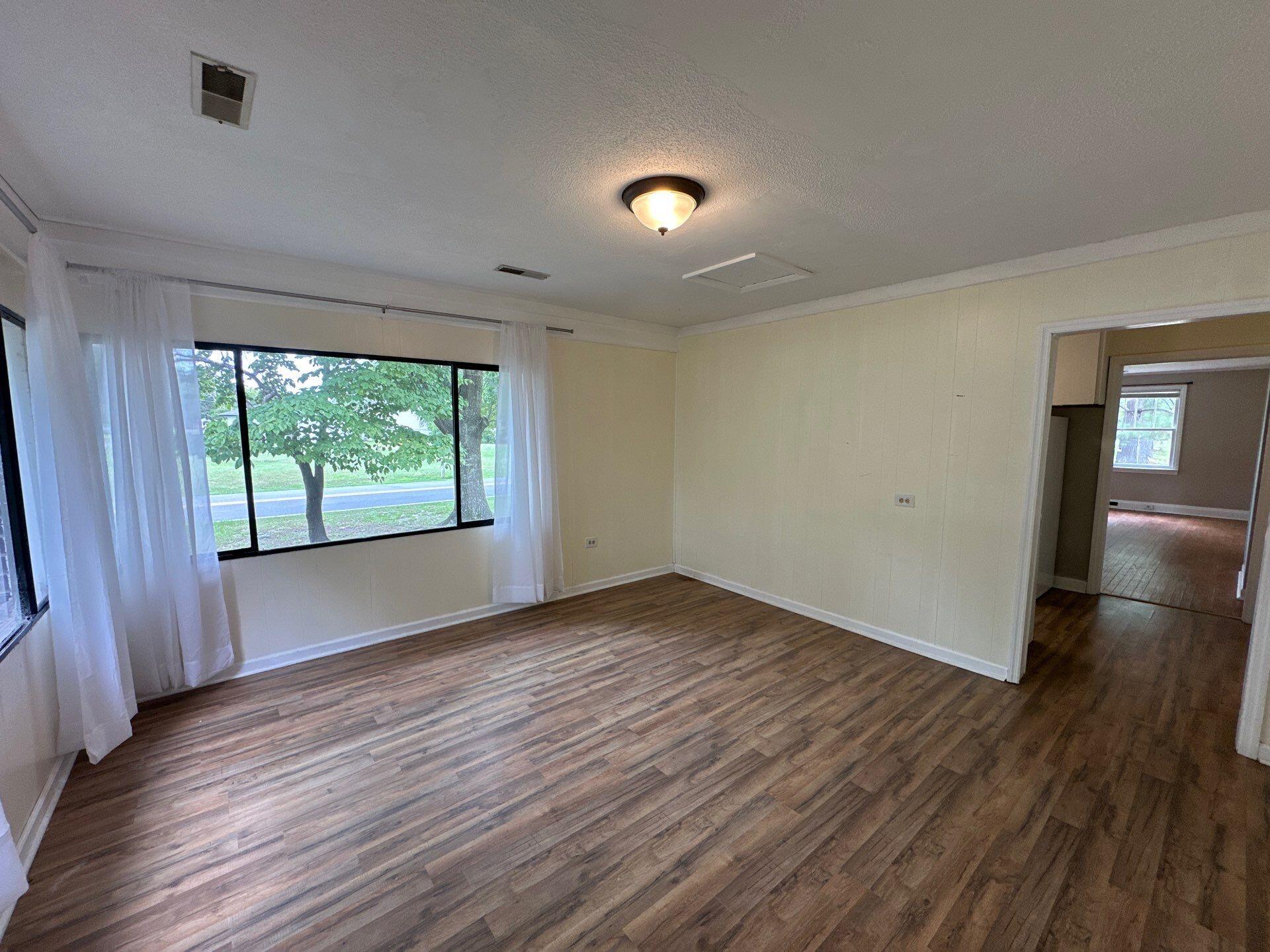 106 Roosevelt Drive