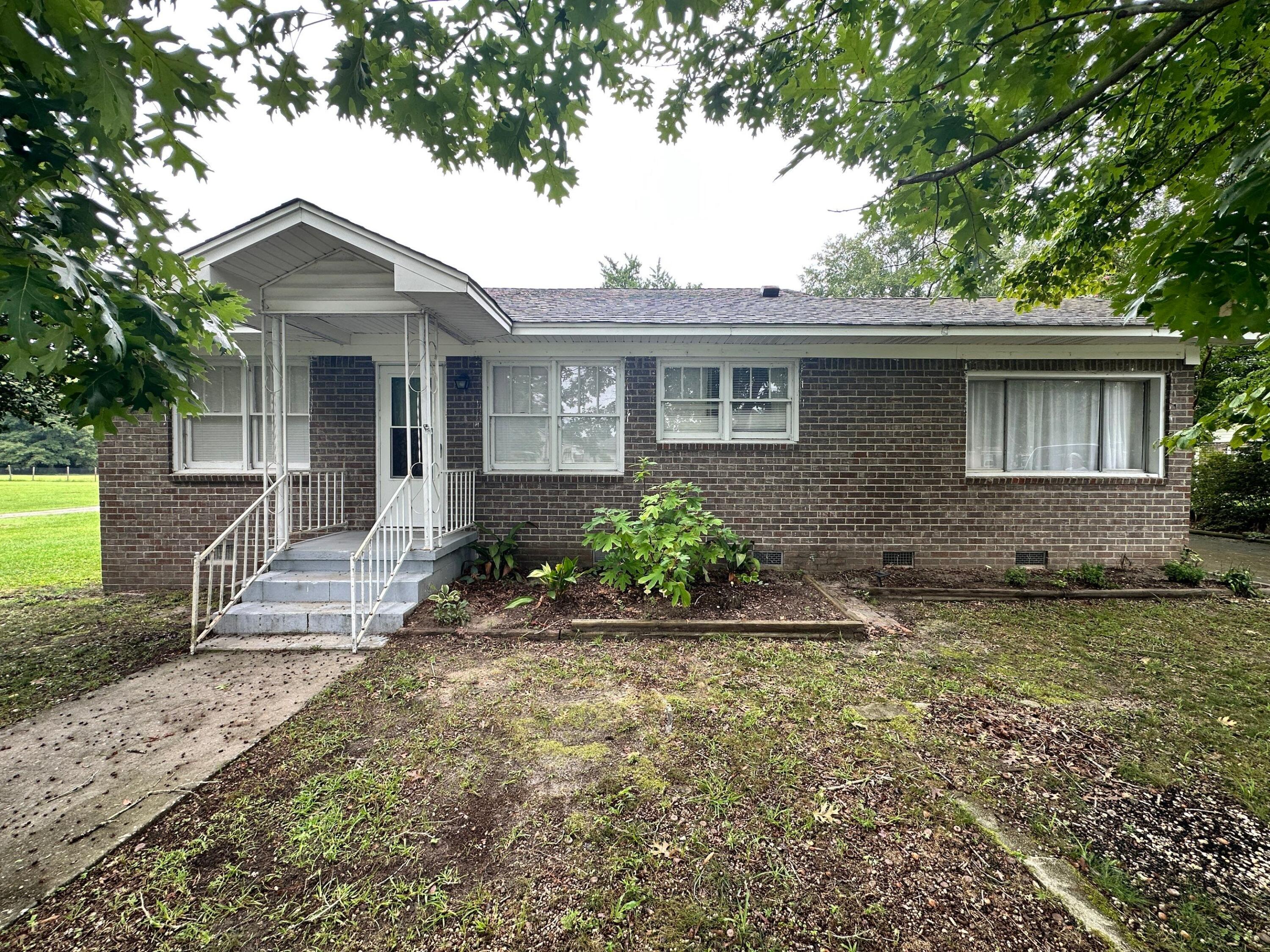 106 Roosevelt Drive
