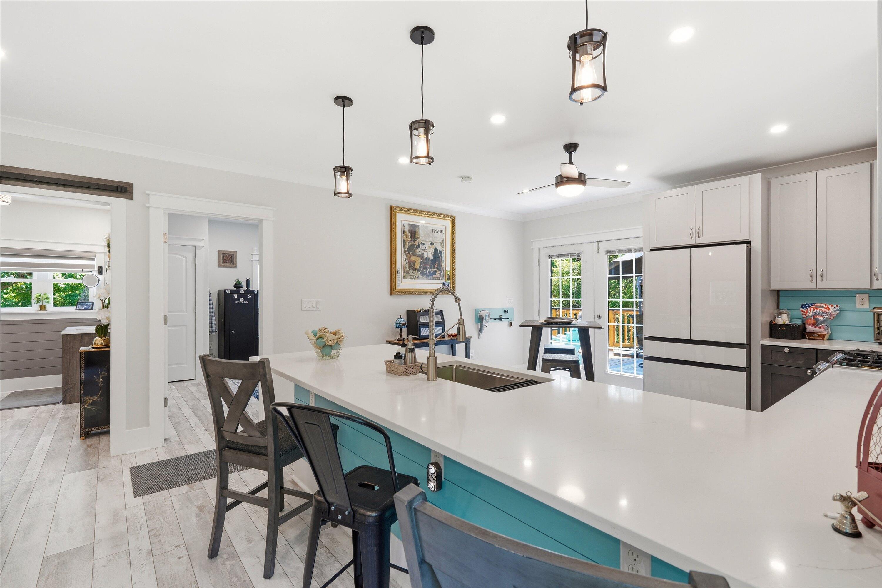 8246 Oyster Factory Road