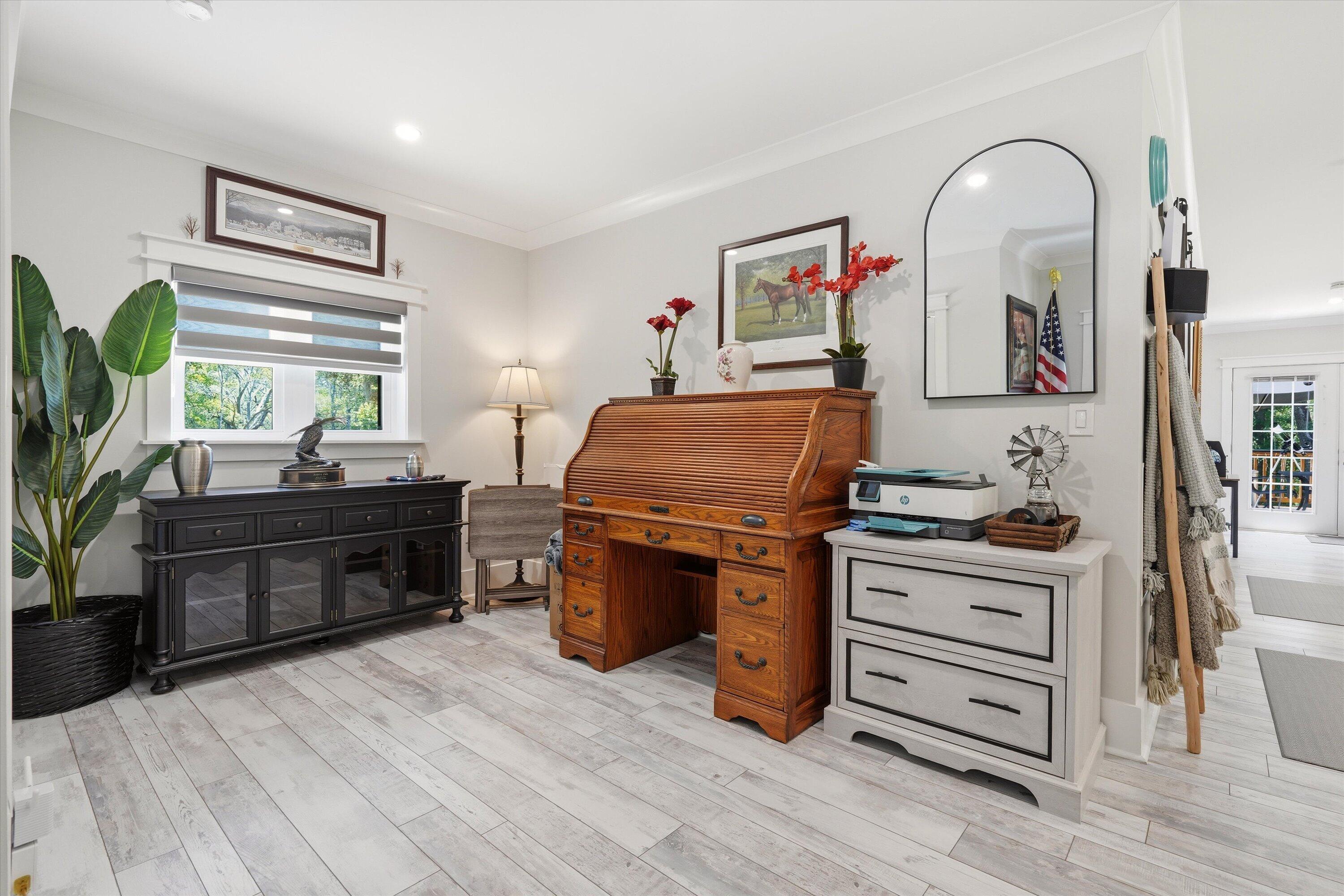 8246 Oyster Factory Road