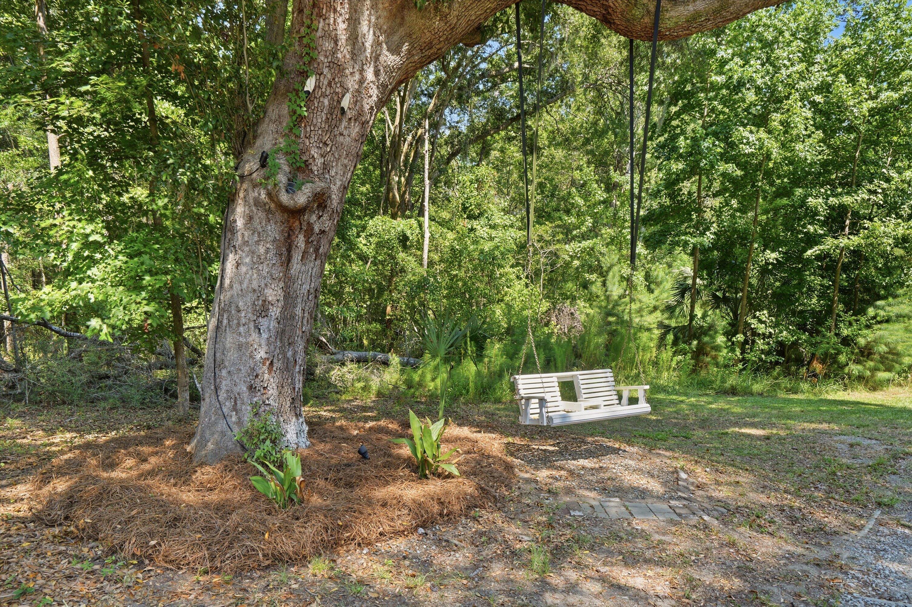 8246 Oyster Factory Road