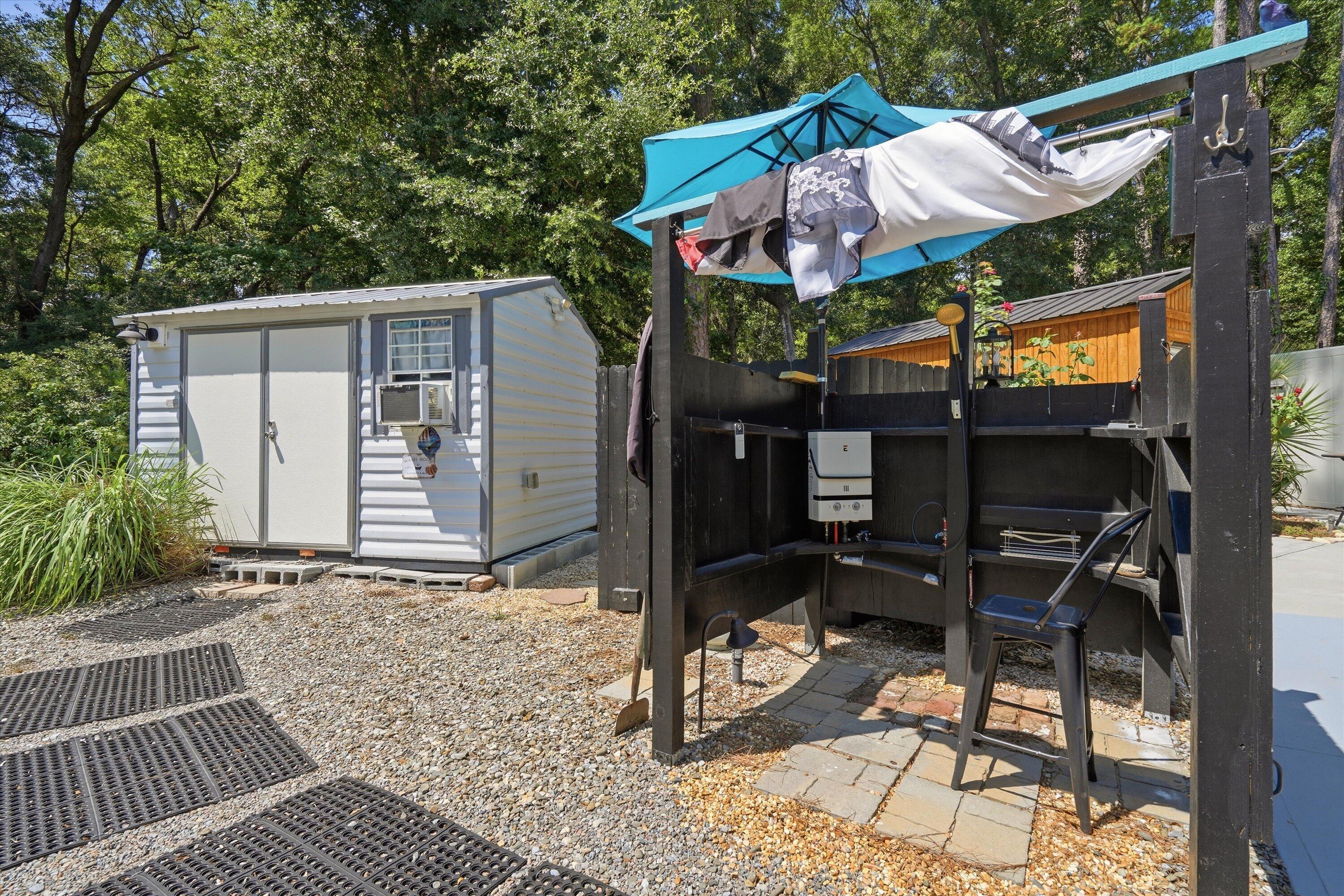 8246 Oyster Factory Road