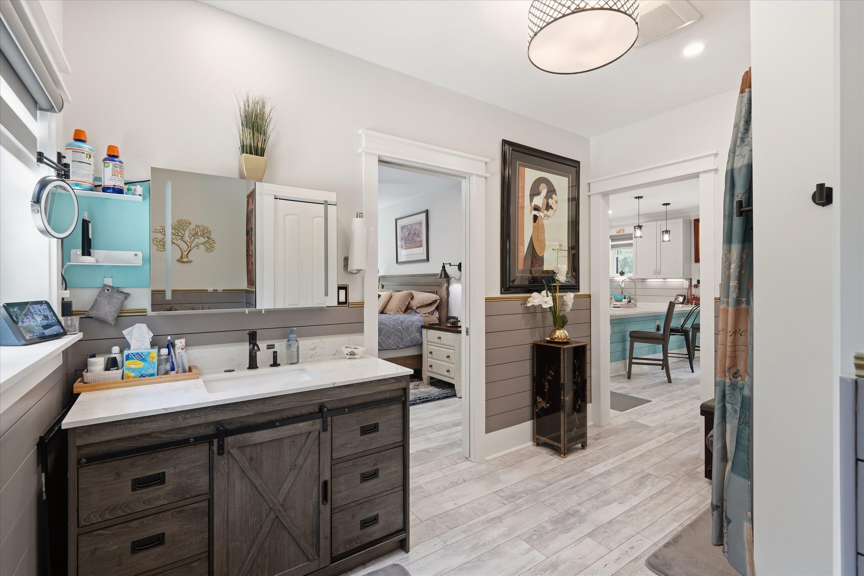 8246 Oyster Factory Road