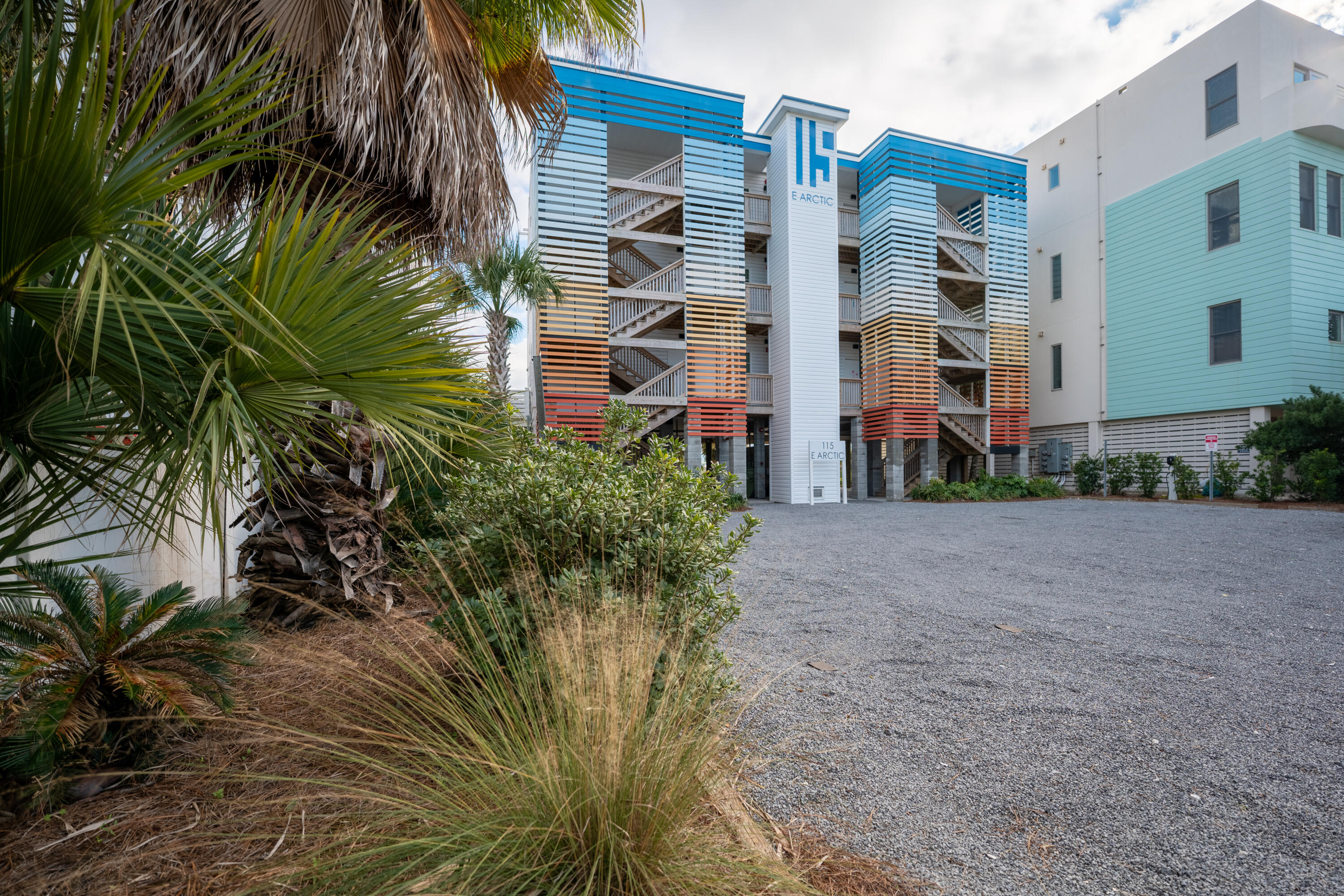115 E Arctic Avenue # 1a