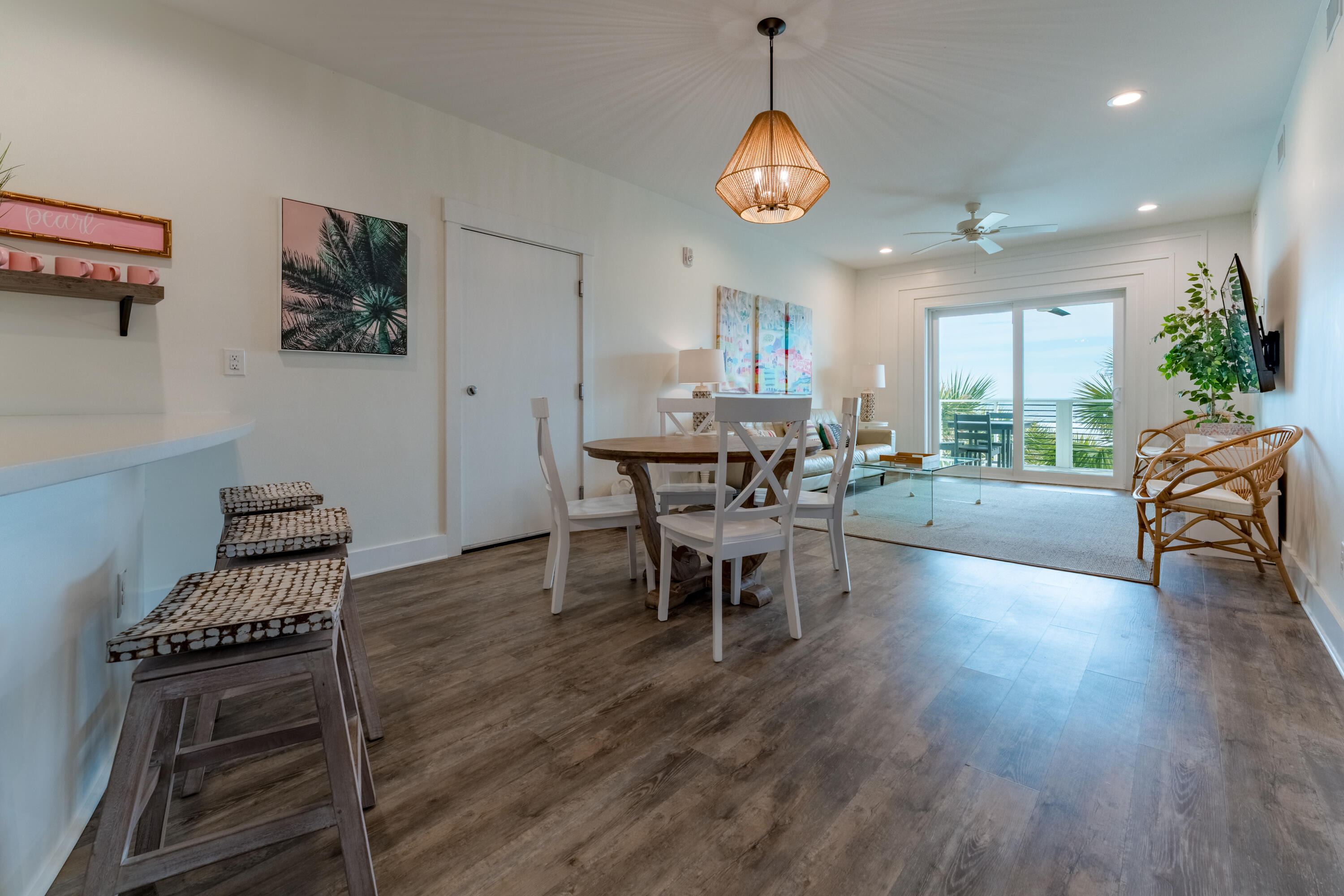 115 E Arctic Avenue # 1a