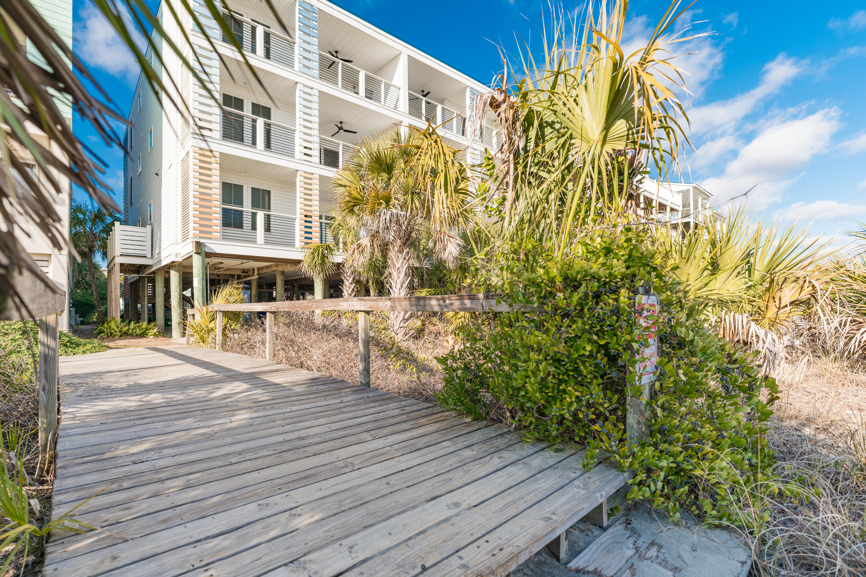115 E Arctic Avenue # 1a