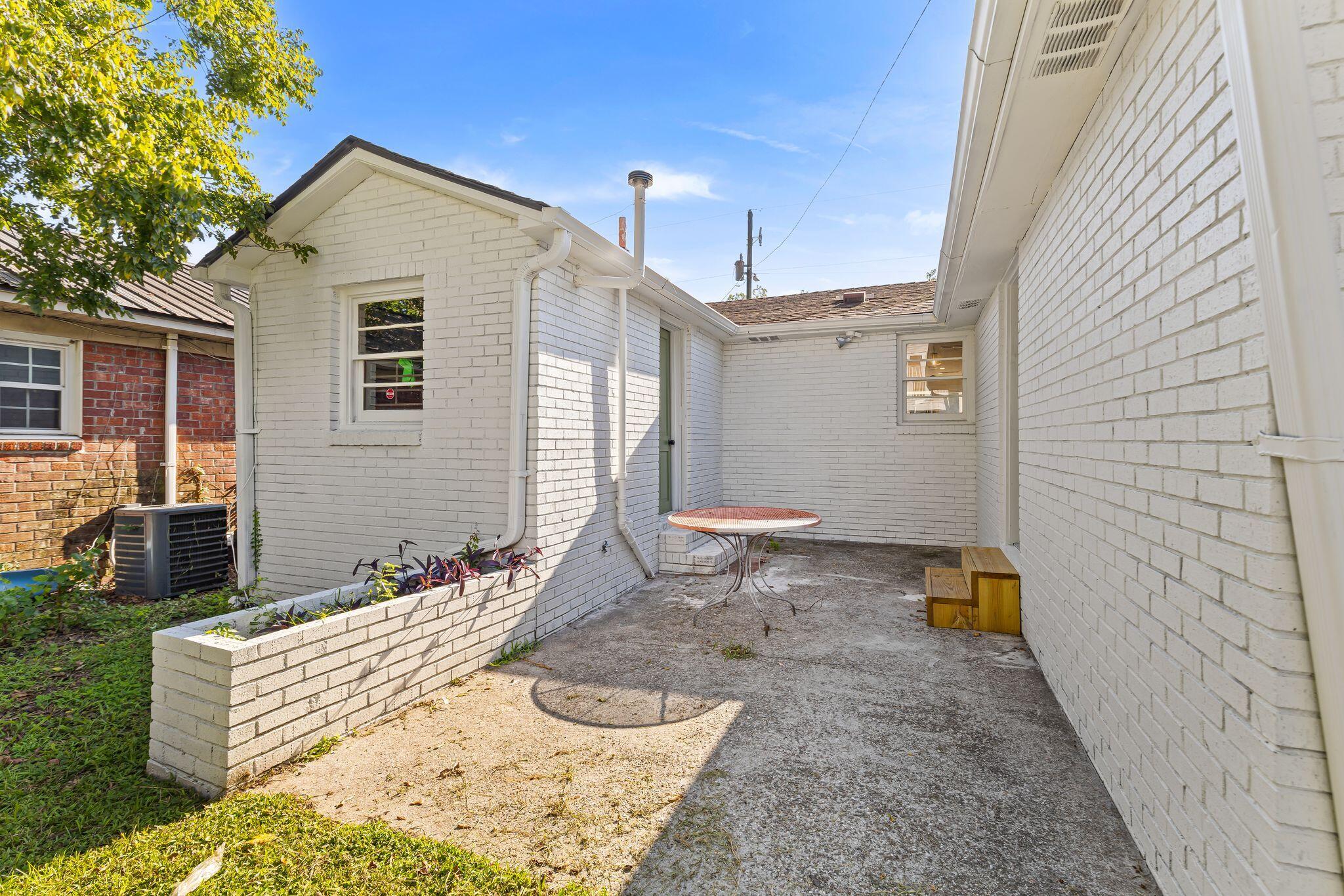 4764 Gaynor Avenue