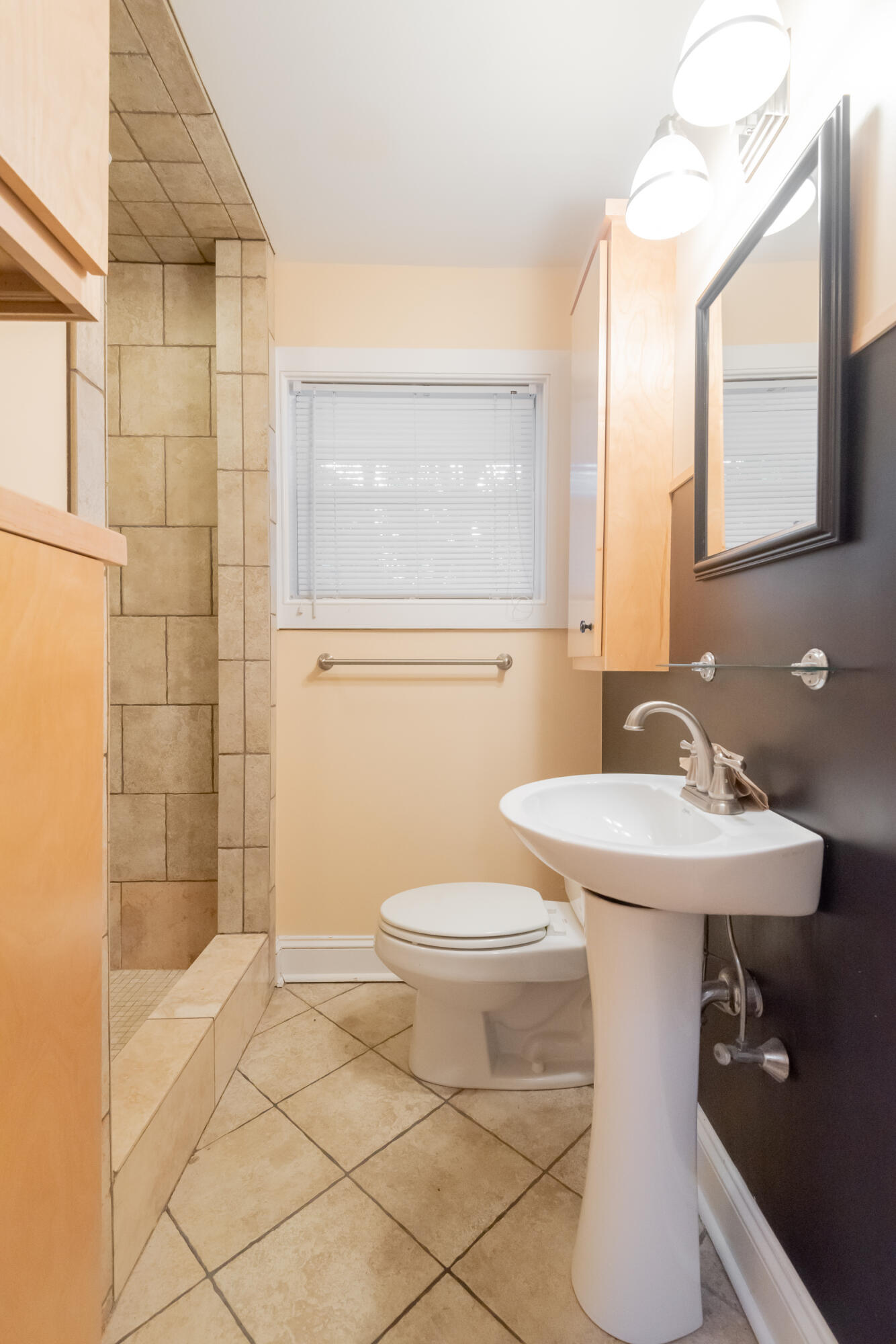 424 Howle Avenue # B Unit: A & B