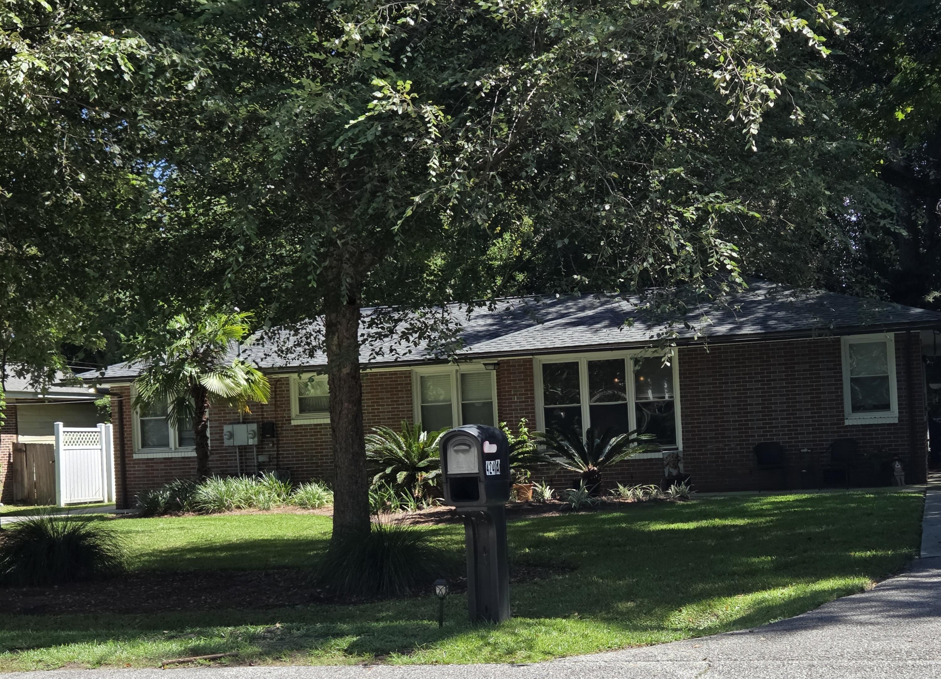 424 Howle Avenue # B Unit: A & B