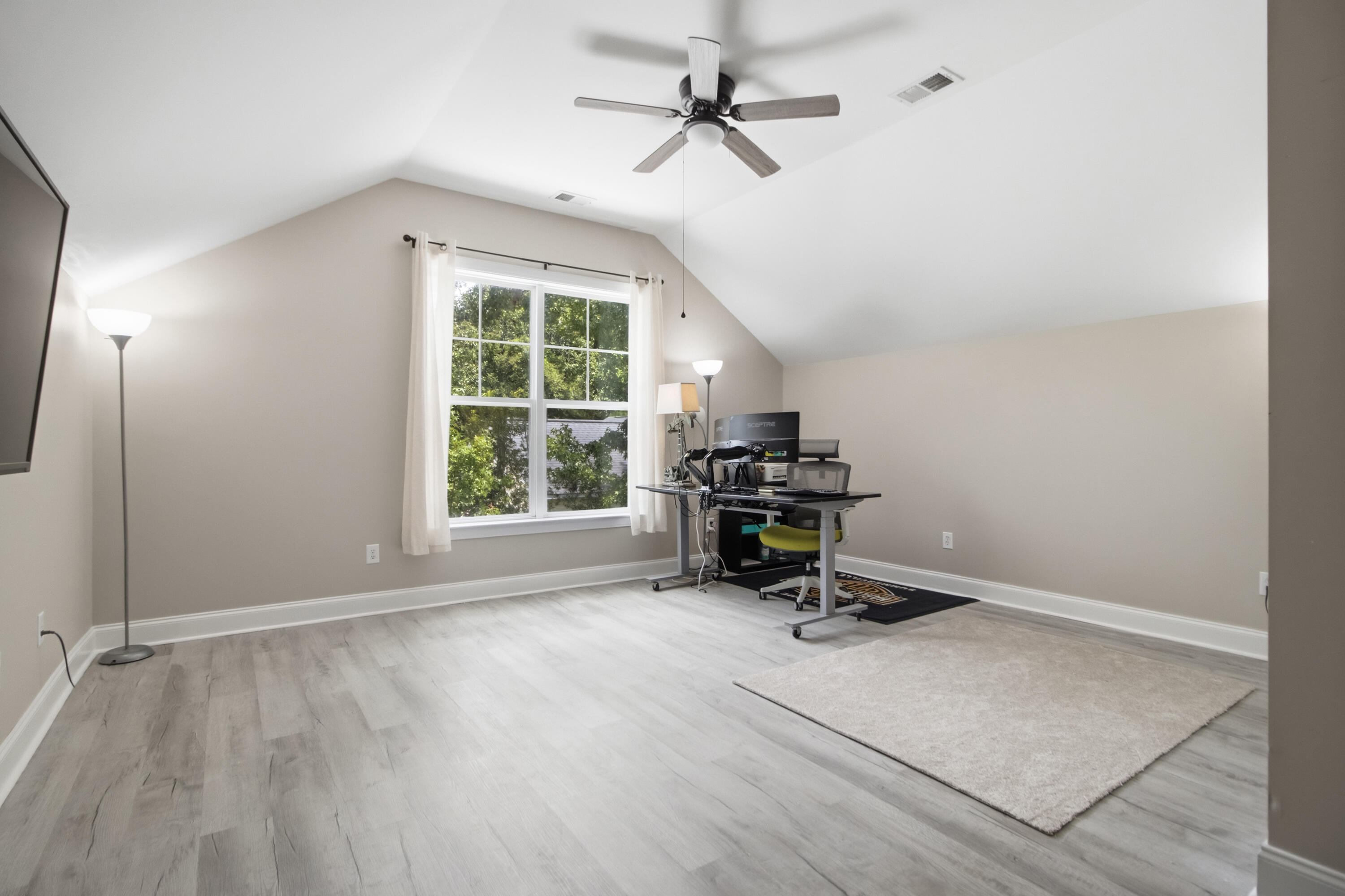 3485 Walter Drive