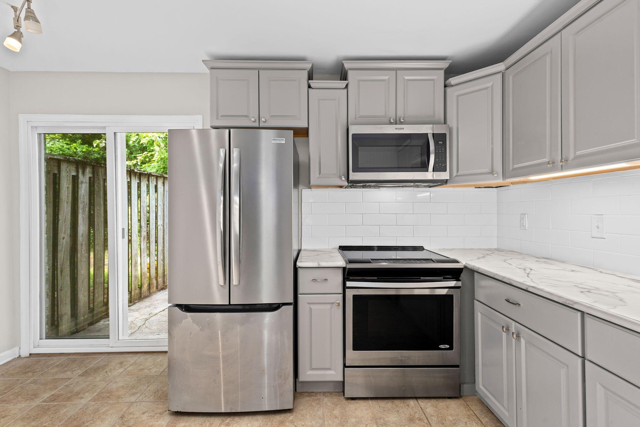 507 Stinson Drive Unit 8f