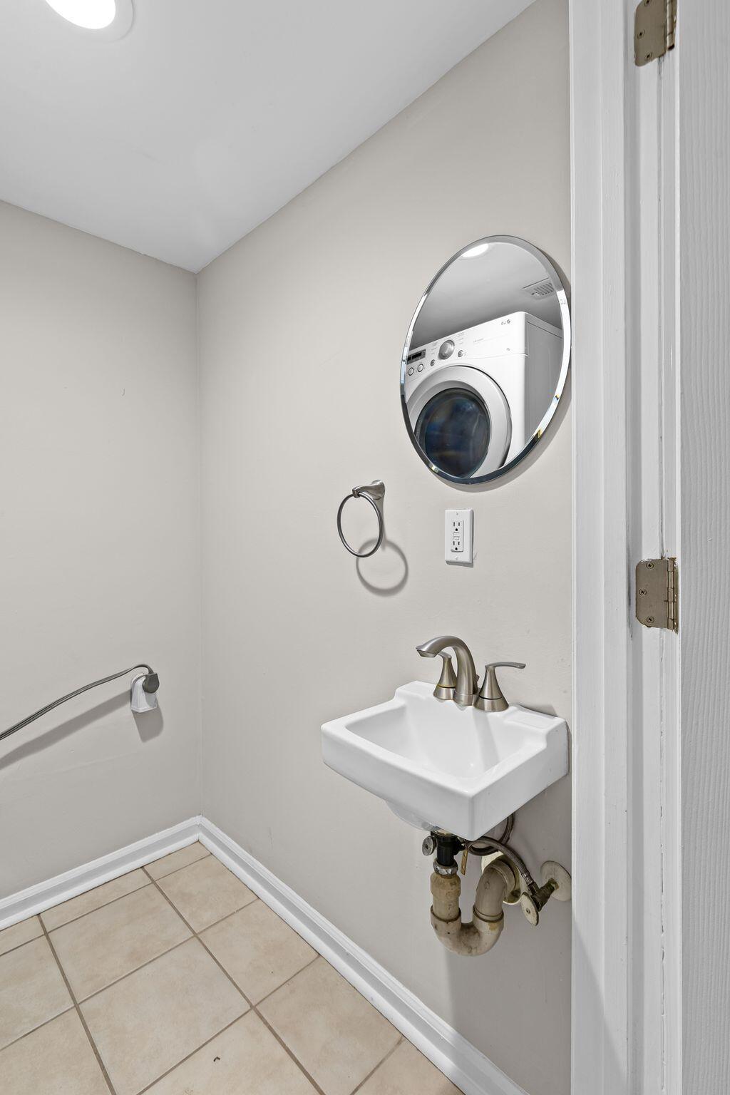 507 Stinson Drive Unit 8f