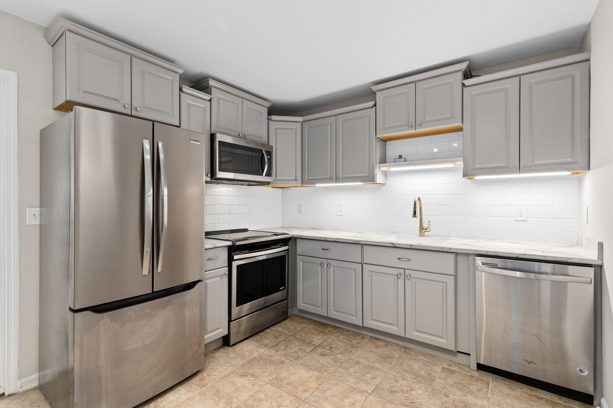 507 Stinson Drive Unit 8f
