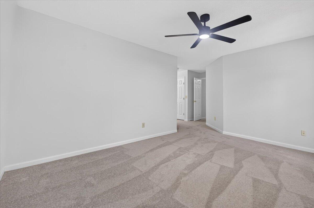 2876 N Moss Oak Lane