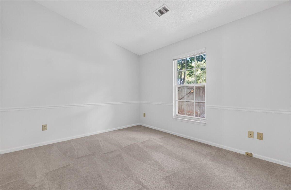 2876 N Moss Oak Lane