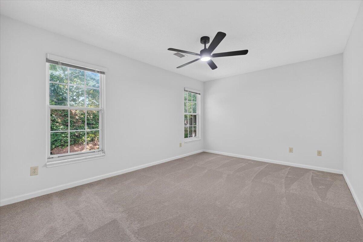 2876 N Moss Oak Lane