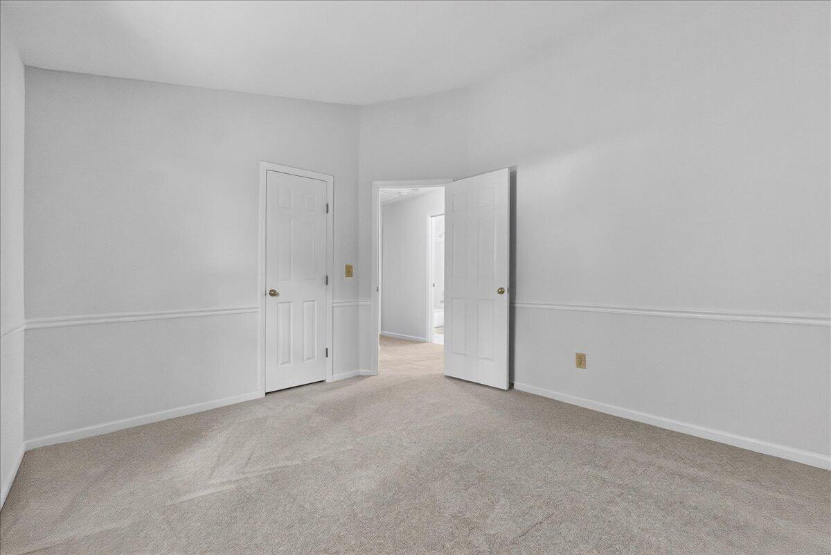 2876 N Moss Oak Lane
