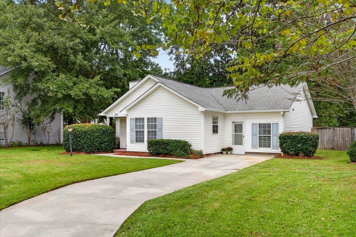 2876 N Moss Oak Lane