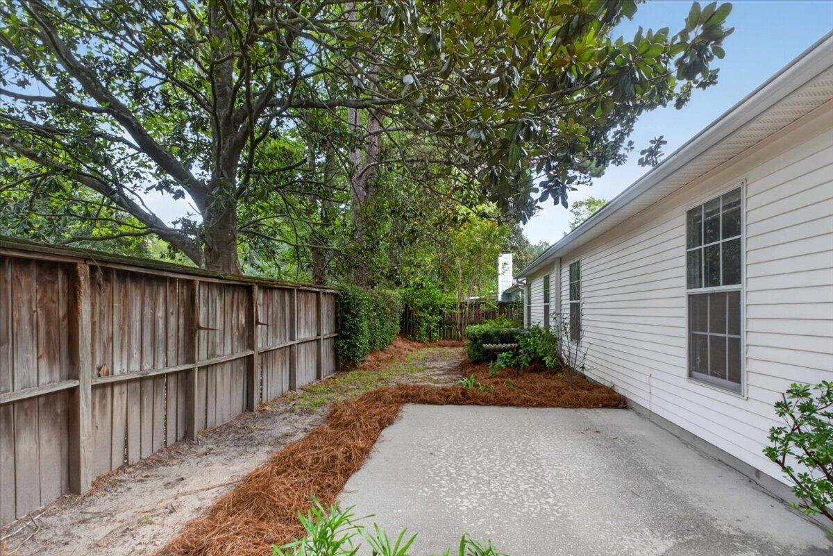 2876 N Moss Oak Lane