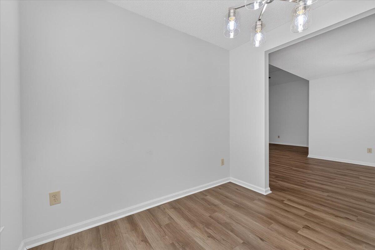 2876 N Moss Oak Lane