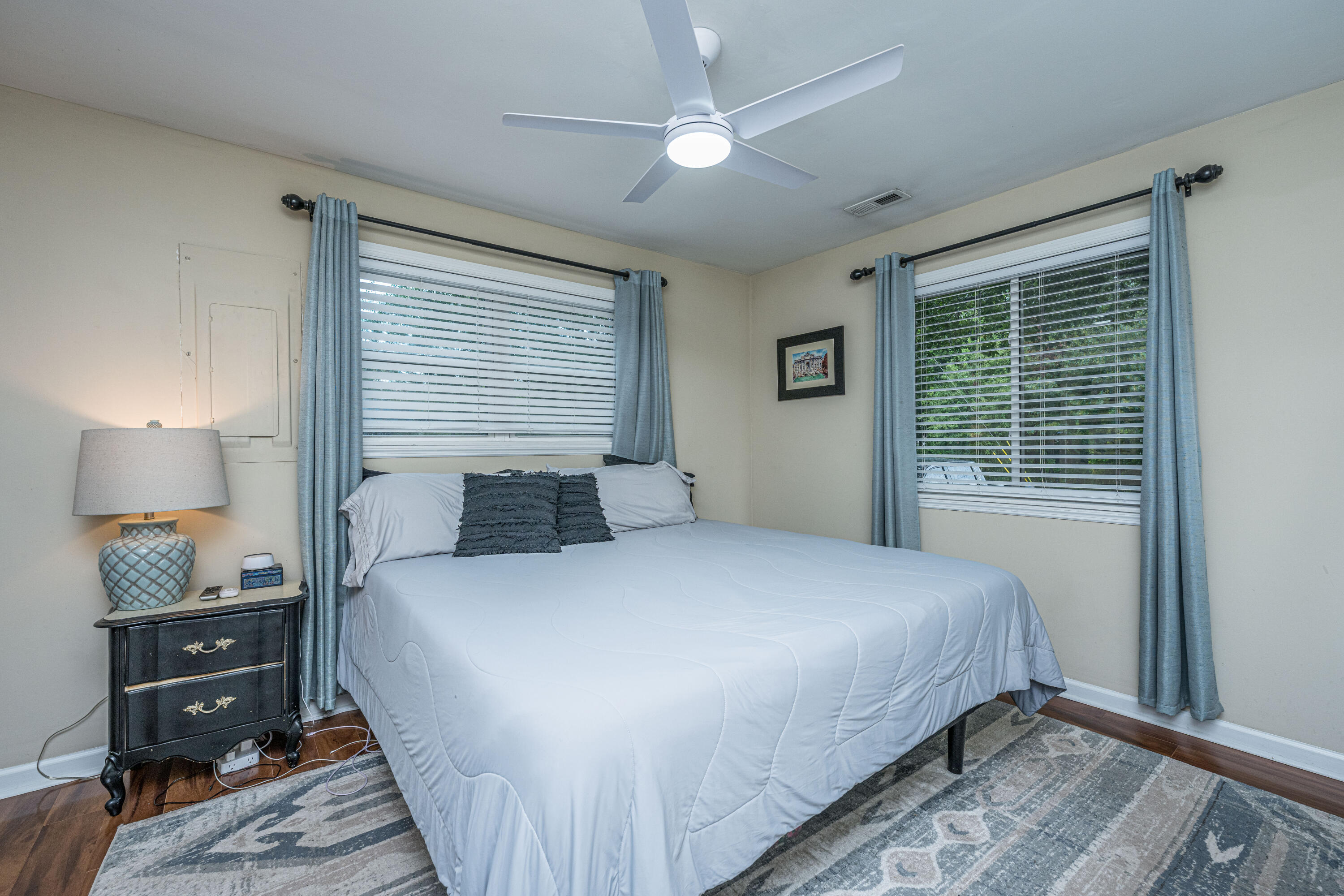 1240 Camellia Road