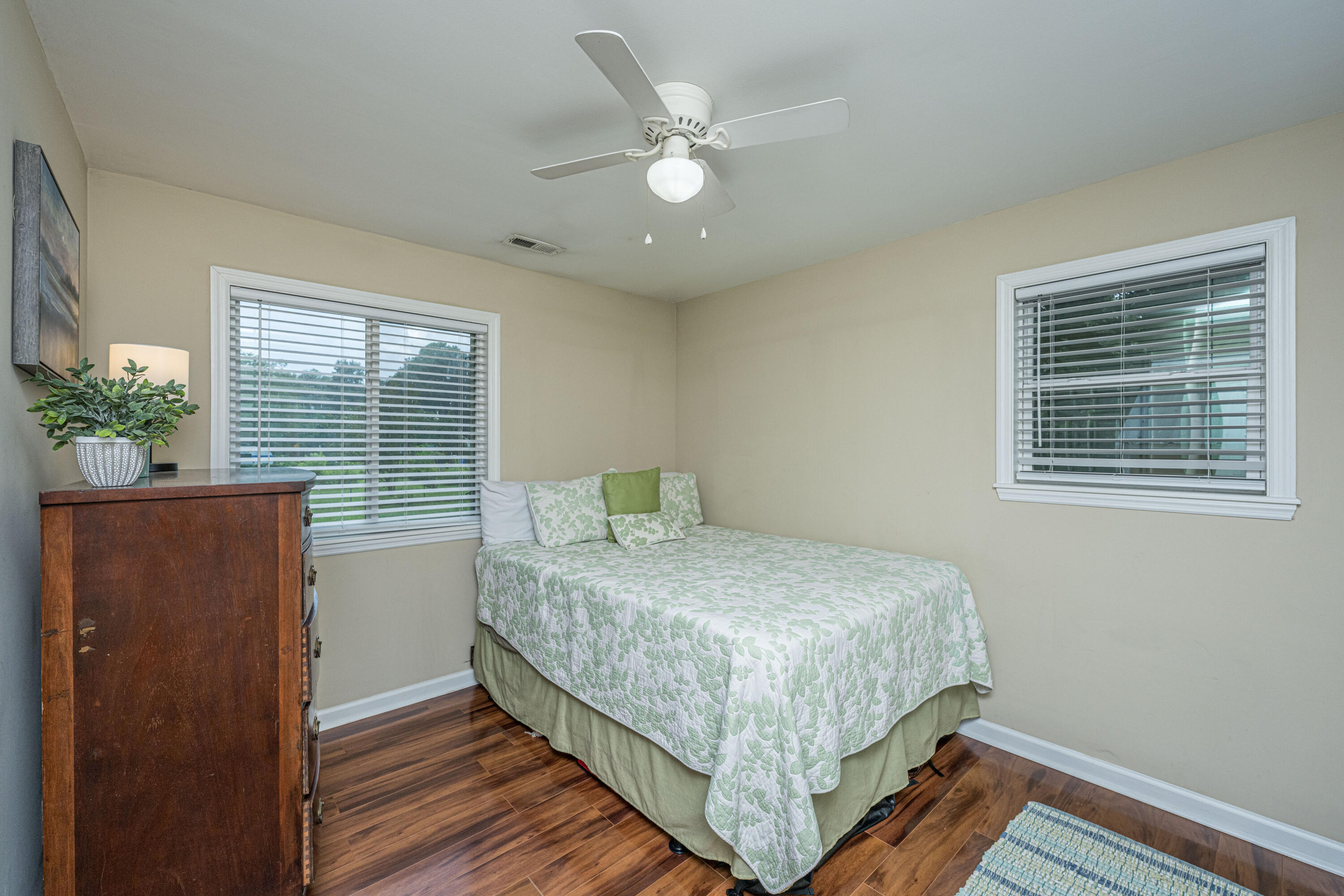 1240 Camellia Road