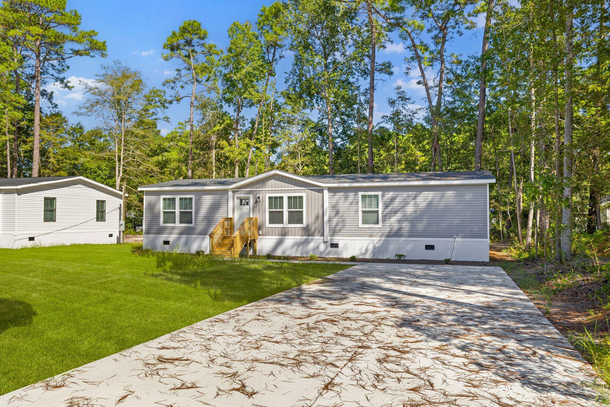 6152 Smith Road