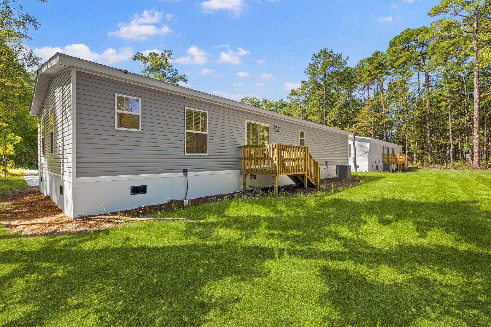6152 Smith Road