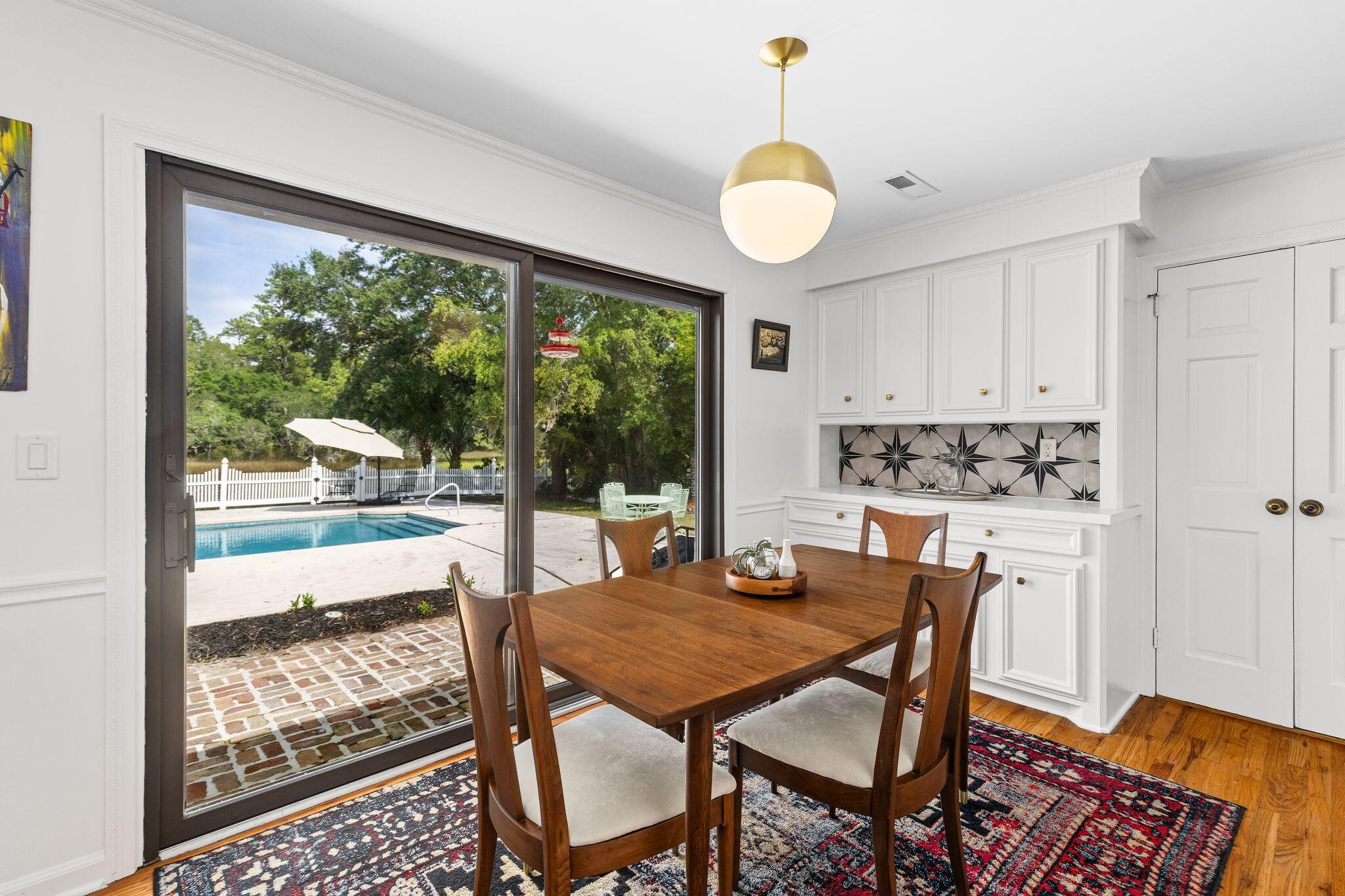33 Town Creek Drive