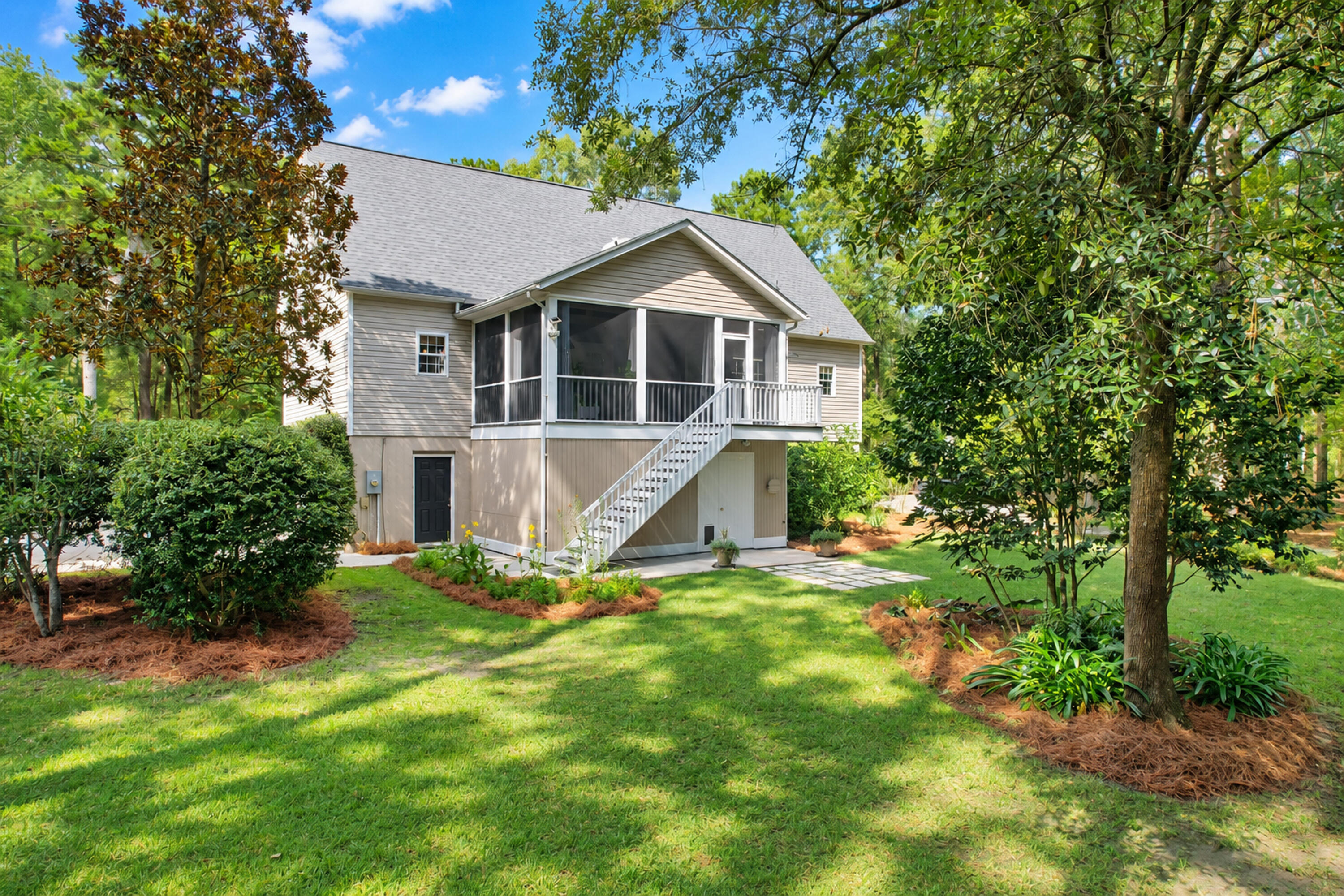 6030 Chisolm Road