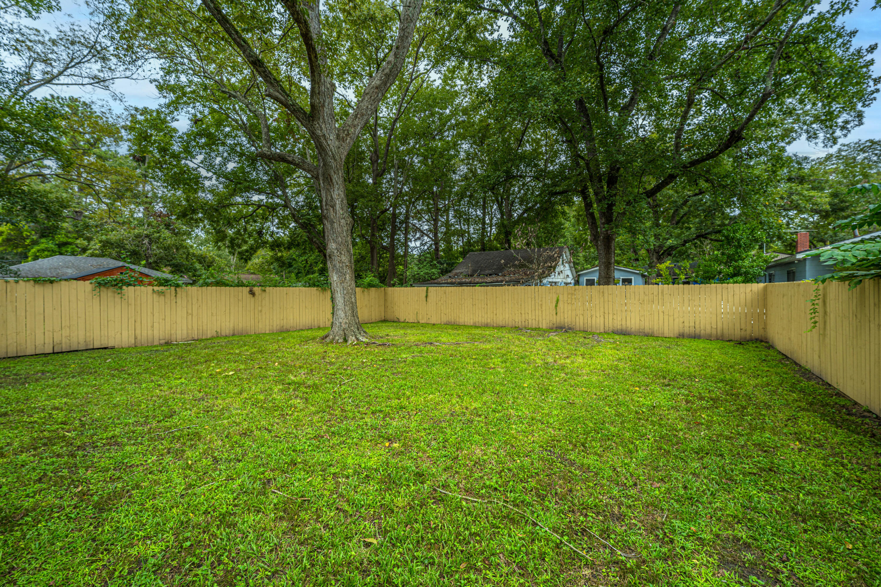 839 White Oak Drive