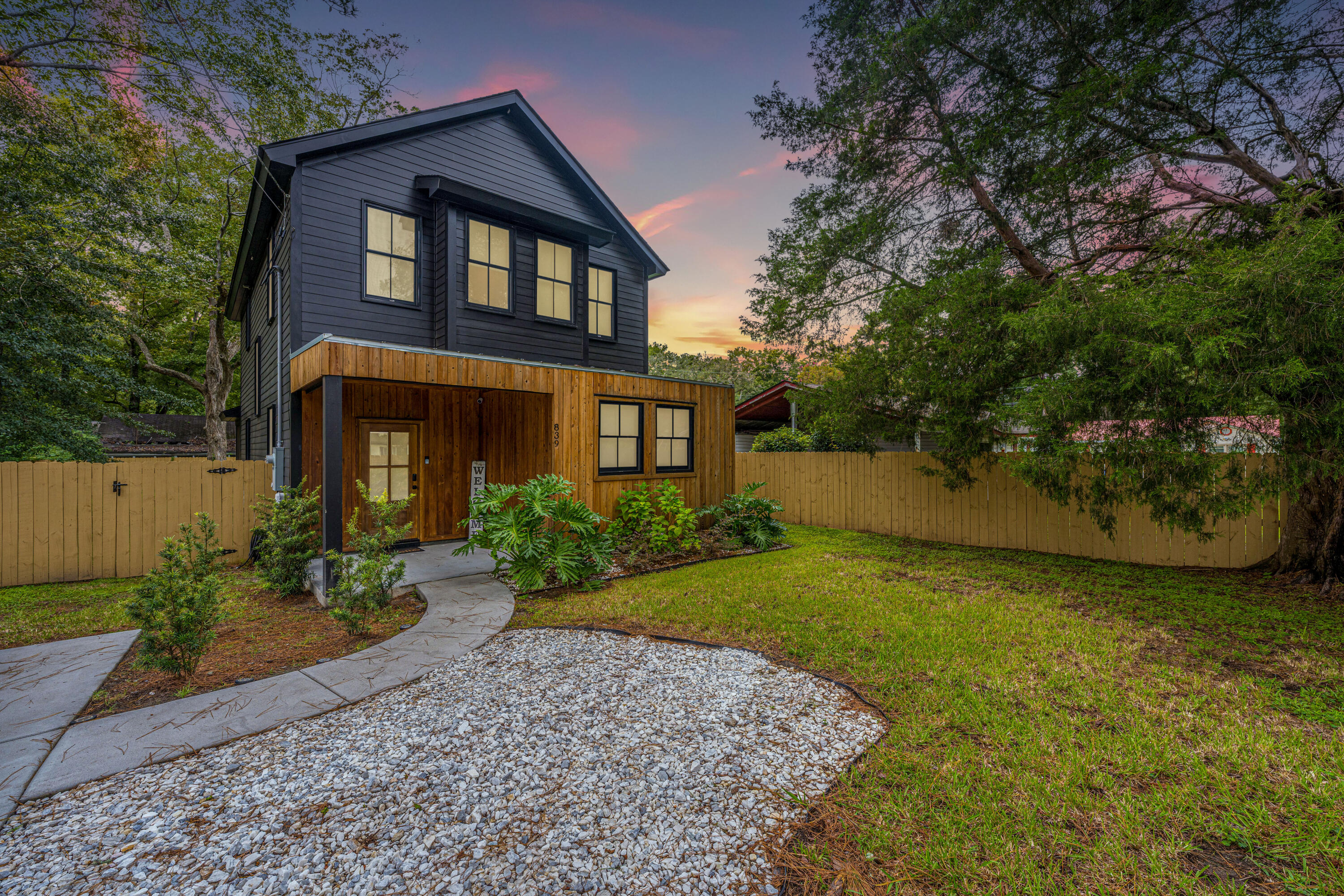 839 White Oak Drive