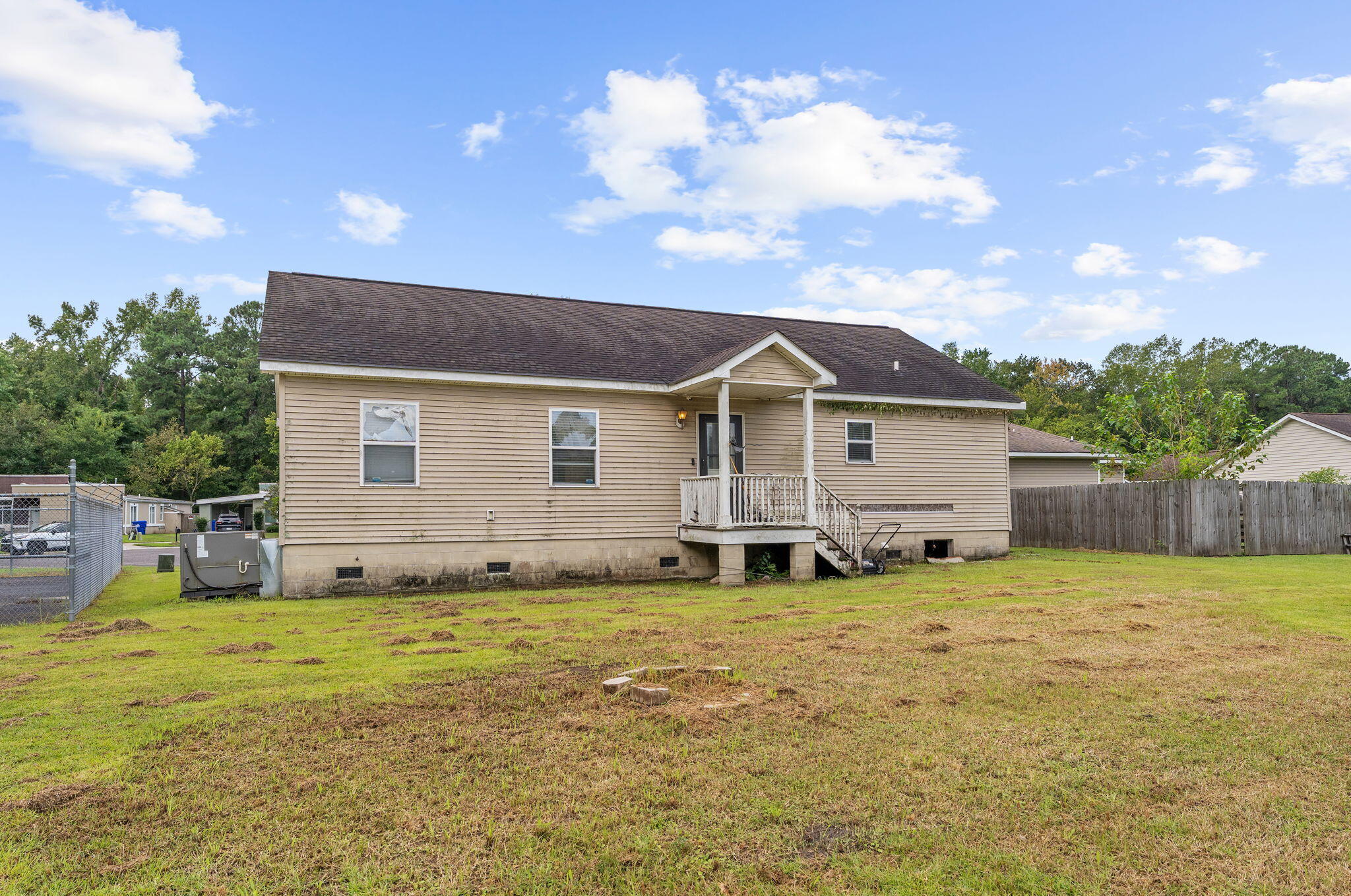 2557 Celestial Court