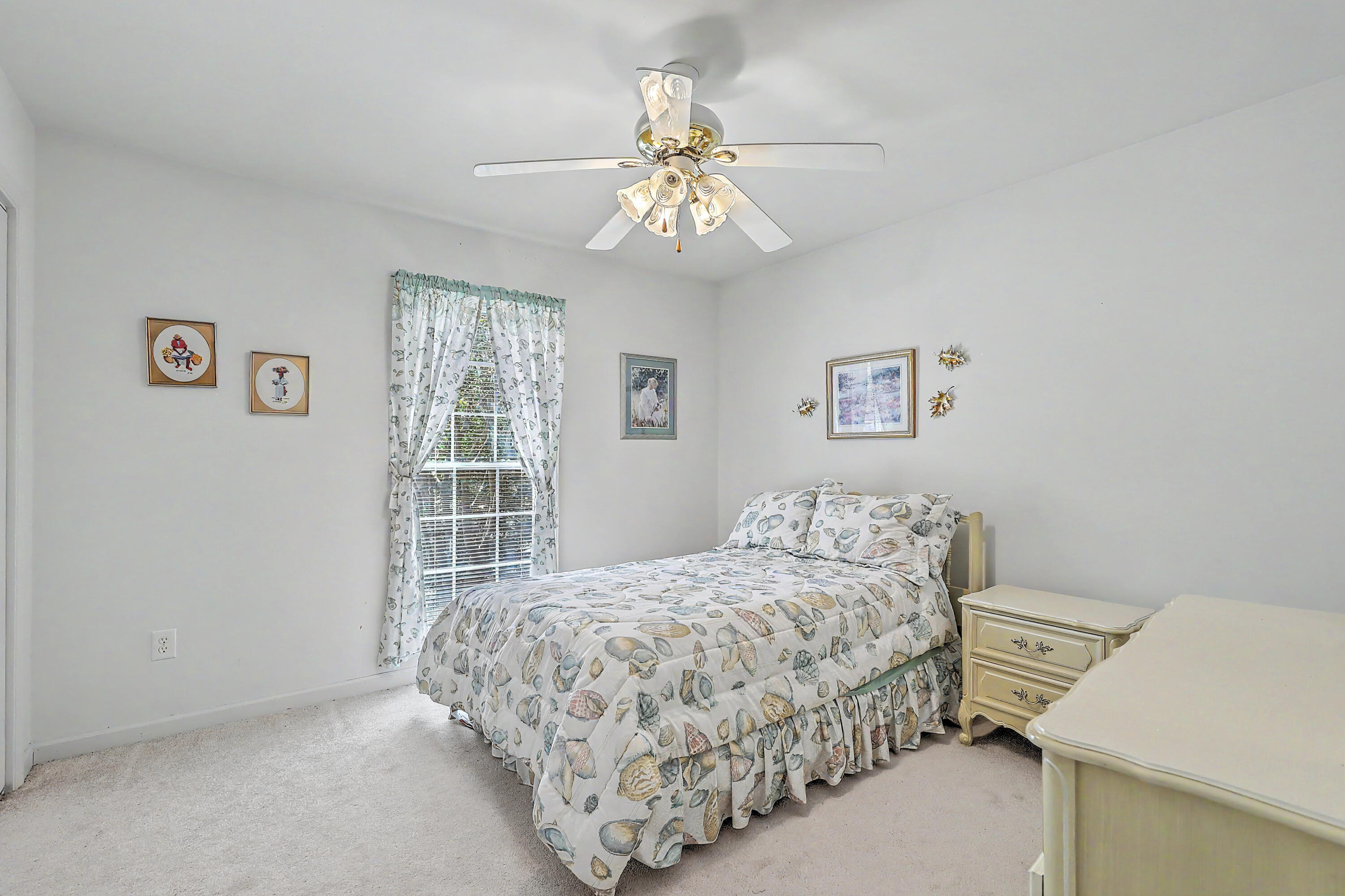 1186 Redbud Court