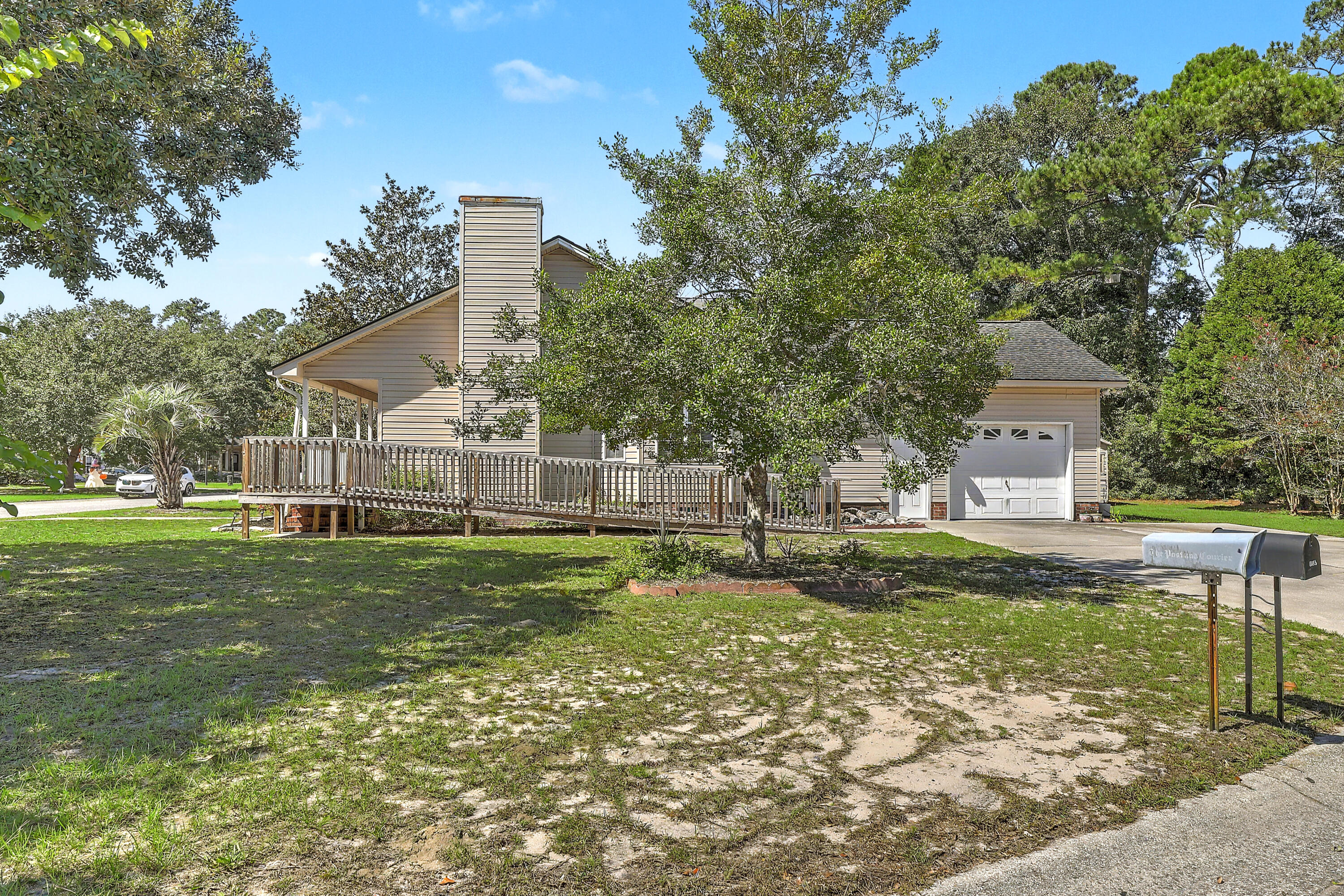1186 Redbud Court