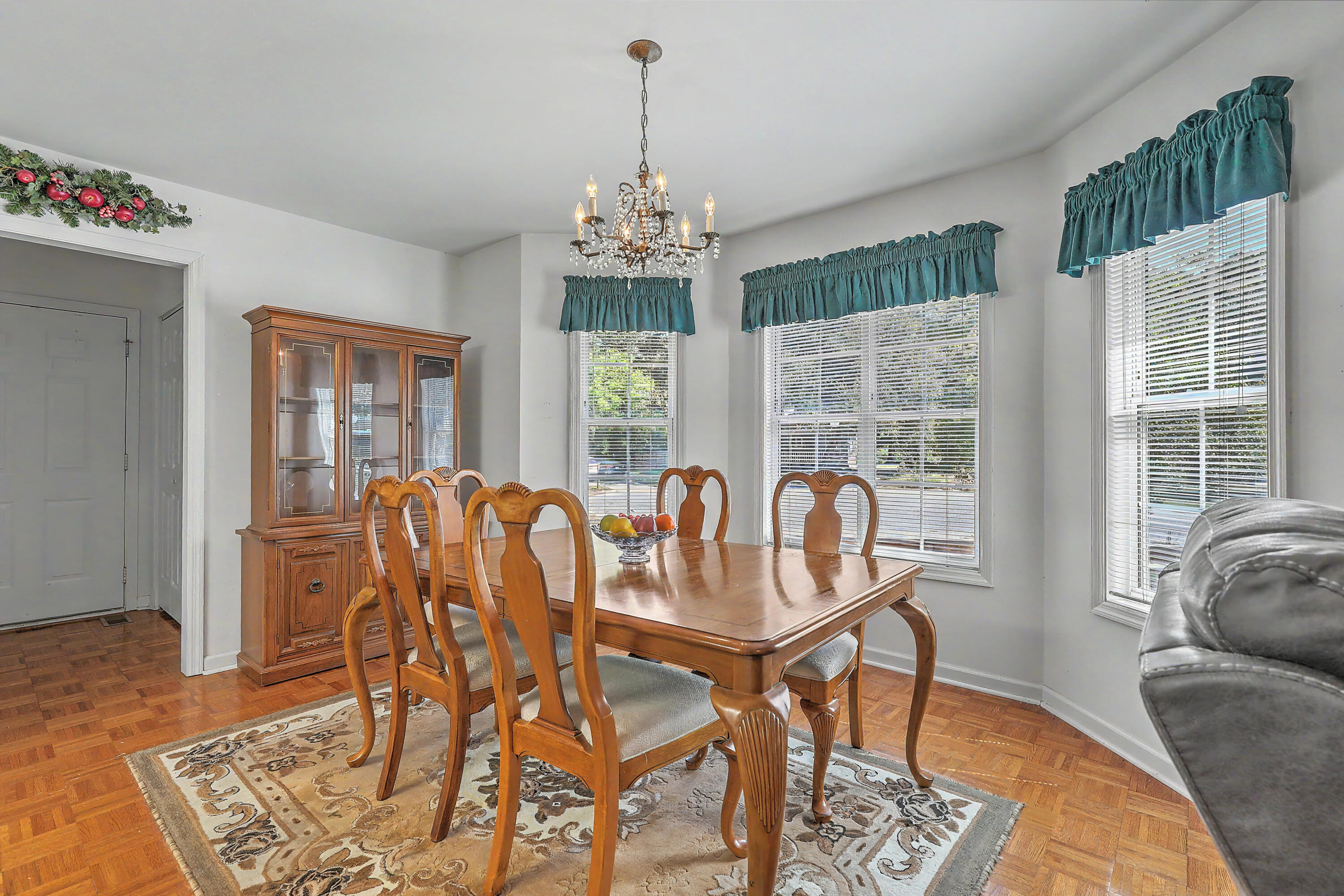 1186 Redbud Court