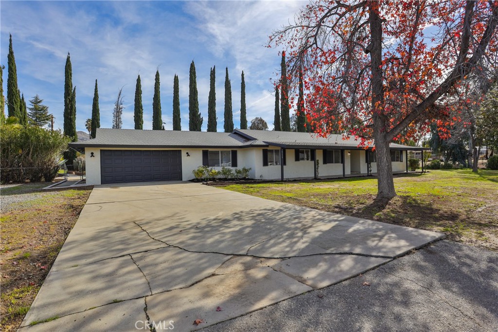 30150 Emerald Lane