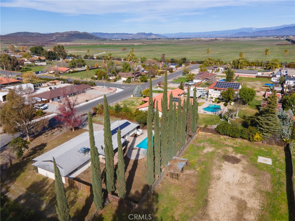 30150 Emerald Lane