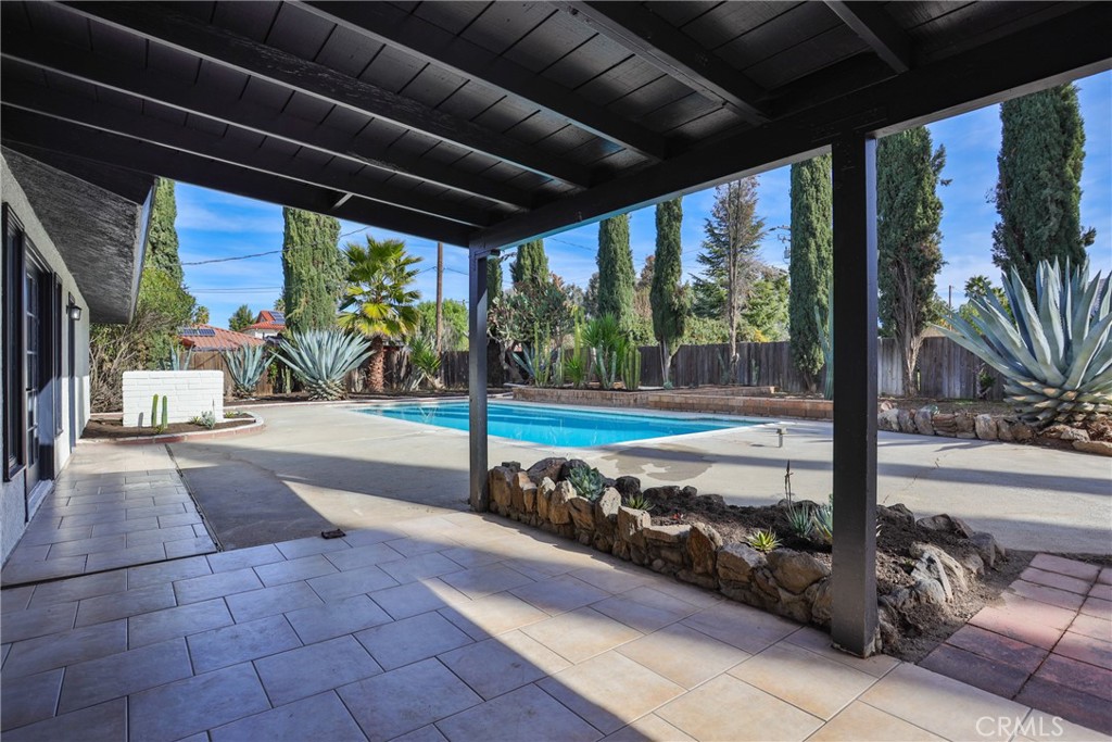 30150 Emerald Lane