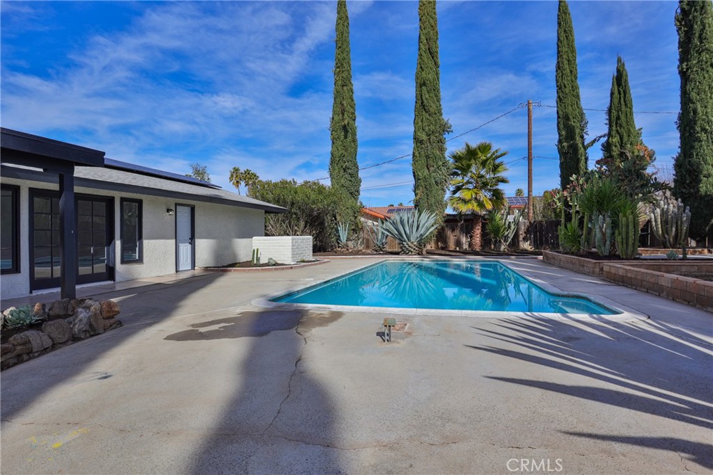 30150 Emerald Lane
