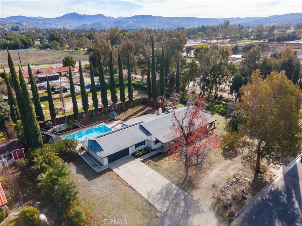 30150 Emerald Lane