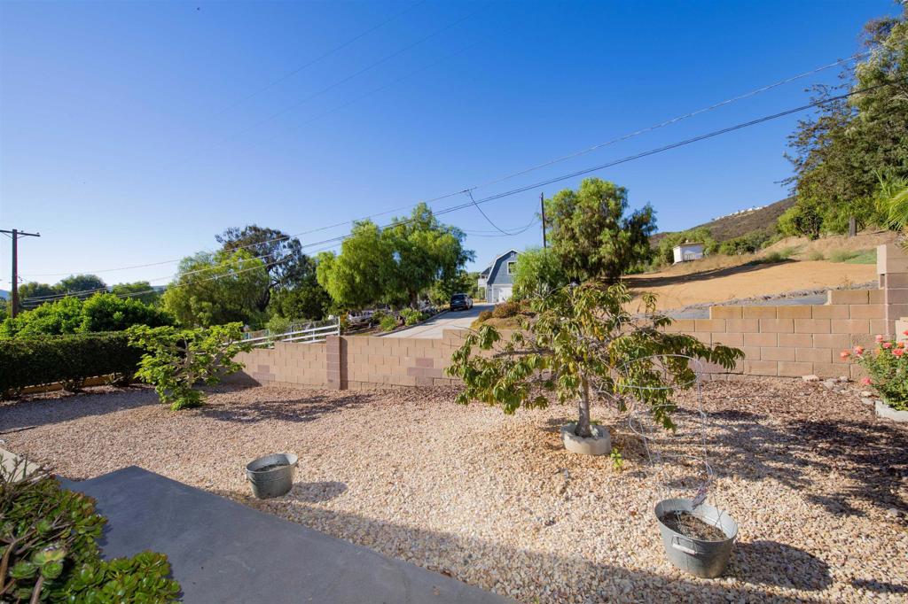 909 Richland Road 81