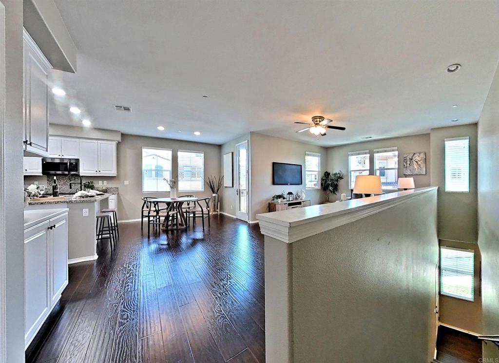 260 Candera Ln