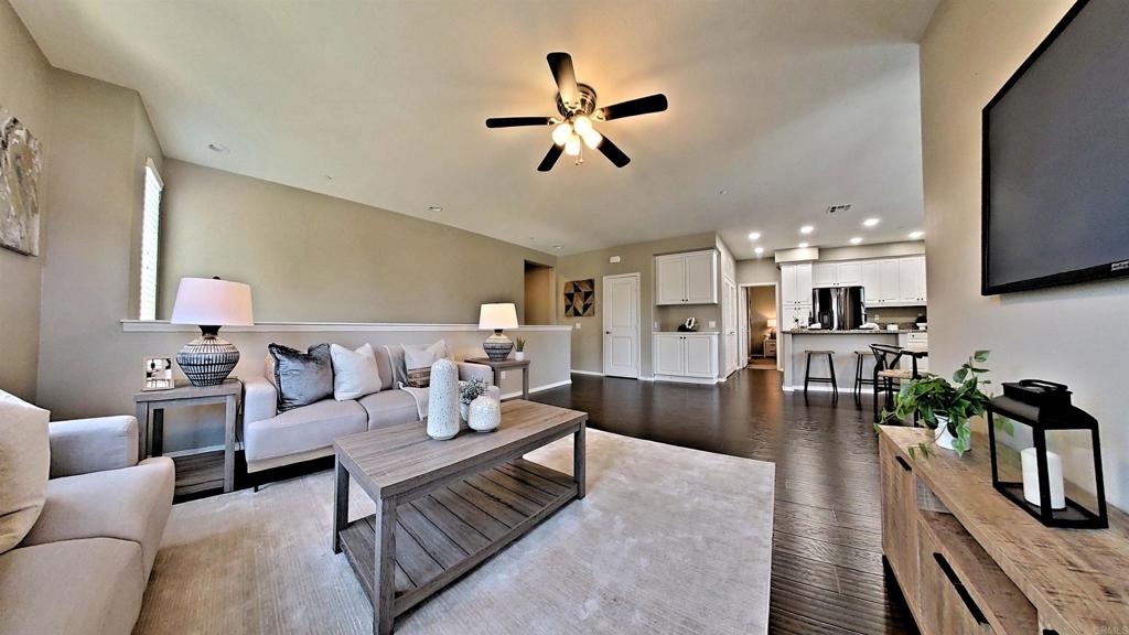 260 Candera Ln