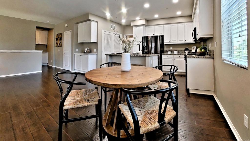 260 Candera Ln